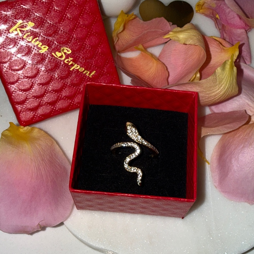 Snake Ring - Picture 2 of 3